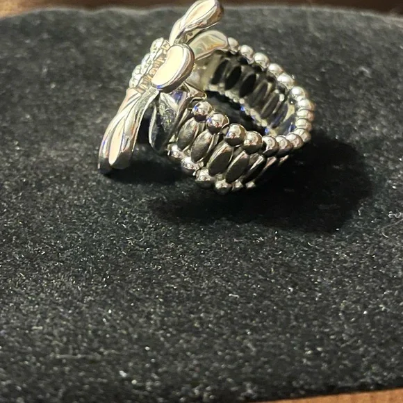 Pink flower cocktail ring. Very good condition. - Picture 2 of 4